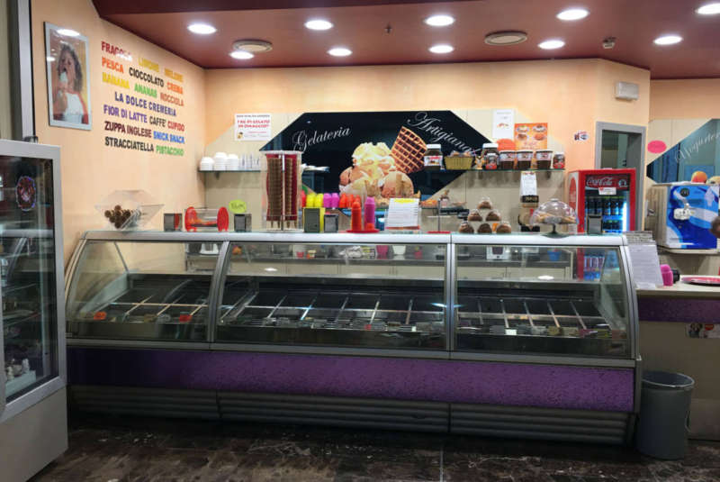 Gelateria illuminazione